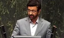 نماینده مجلس: ناو هواپیمابر آمریکایی لینکلن ۴۰۰ کیلومتر عقب نشست

