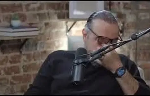 اشکهای برزو ارجمند و پشیمانی وی از مهاجرت/ ویدئو