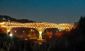 پل طبیعت نارنجی می‌شود