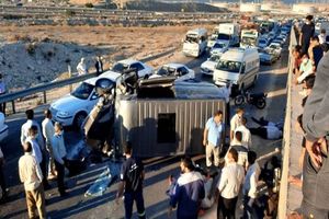 تصادف خونبار مینی بوس کارگران در بوشهر