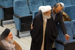 تصاویری از افتتاحیه سومین اجلاسیه مجلس خبرگان رهبری در قم
