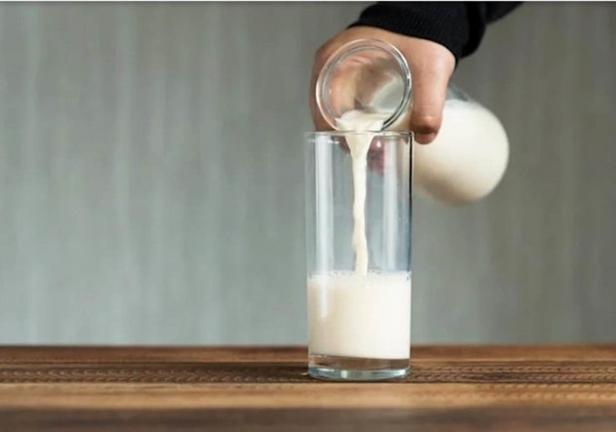 شیری که مغز شما را سریع‌ تر پیر می‌کند