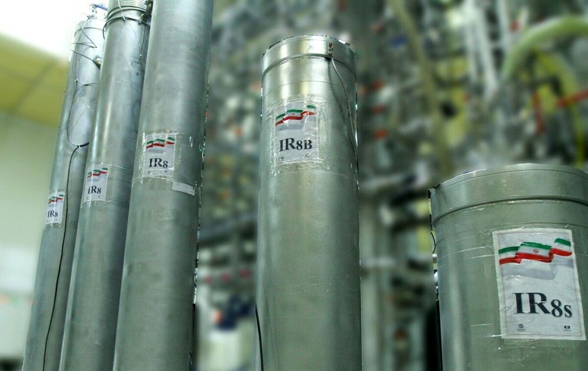 واشنگتن پست: ایران اورانیوم غنیشده کافی برای ساخت ۳ سلاح هستهای را در اختیار دارد
