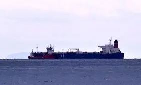 رویترز مدعی توقیف یک نفتکش توسط ایران شد