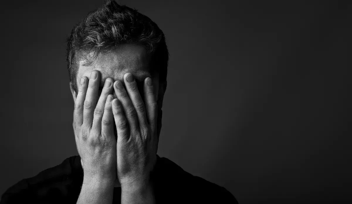 افرادی که از زندگی ناراضی هستند از این ۱۰ جمله زیاد استفاده می‌کنند