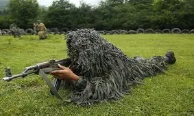 نیرو‌های ویژه هوابرد ارتش ایران در دوره جنگل/ عکس
