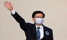 رئیس جدید هنگ کنگ با نخست وزیر چین دیدار کرد