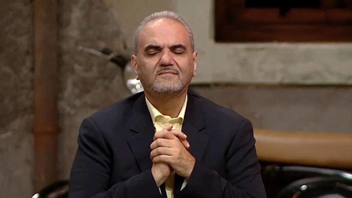 گلوله باران فرزاد فرزین توسط جواد خیابانی در شبهای مافیا/ ویدئو