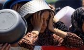 صحنه‌ای آخرالزمانی از غزه برای پیدا کردن غذا/فیلم