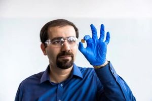 تولید سلول خورشیدی با توانایی بی‌نهایت به کمک دانشمند ایرانی در کالج دانشگاهی لندن

