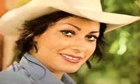 سفر در زمان؛ «دینامیک» خواننده و بازیگر قبل انقلاب در میانسالی؛ دهه 80 