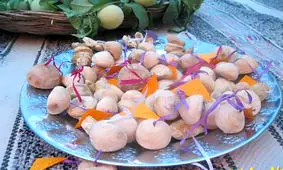 طرز تهیه جوز قندی سوغات استان مرکزی