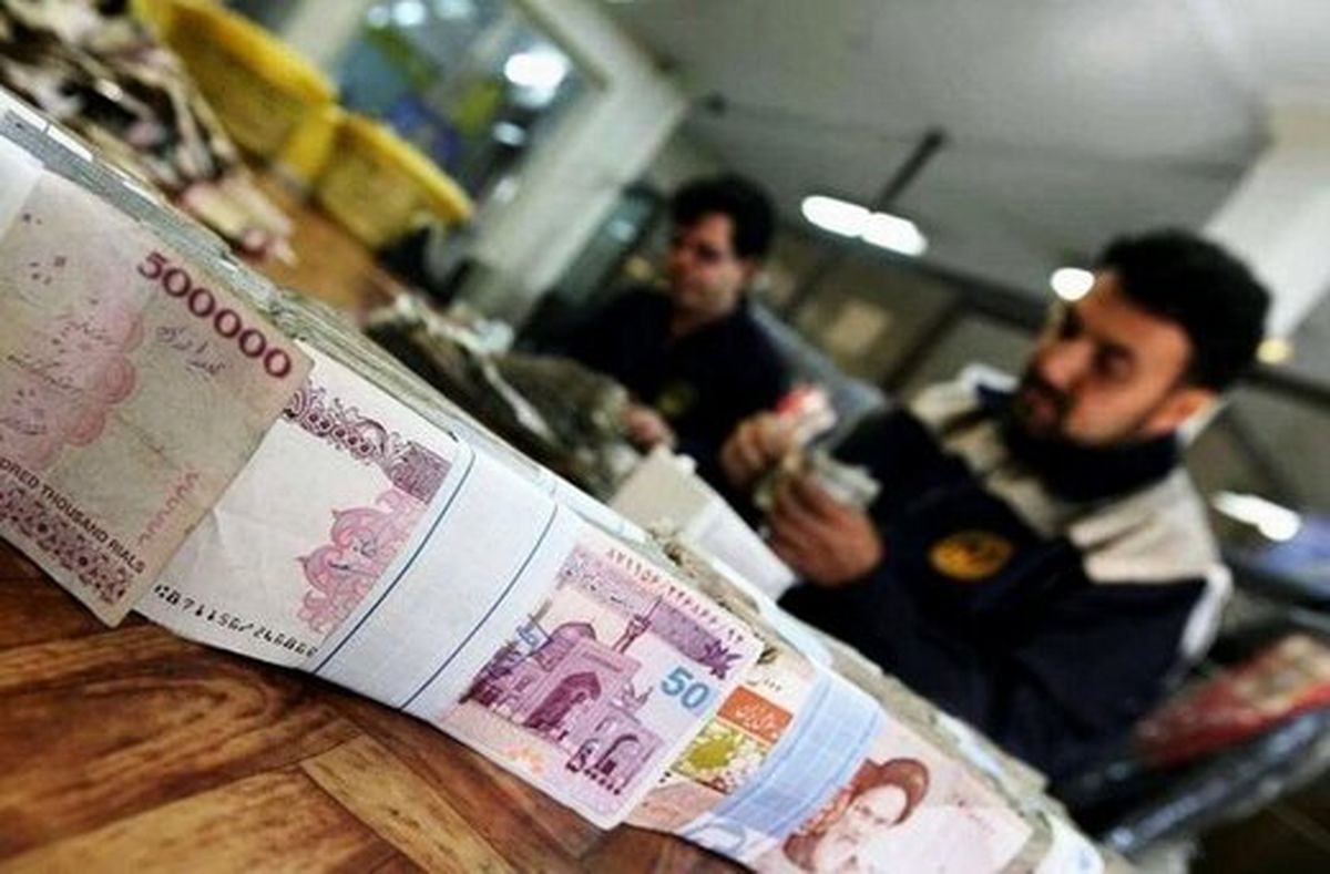 فرمول محاسبه مبلغ عیدی امسال کارگران اعلام شد/ کارگران چقدر عیدی میگیرند؟