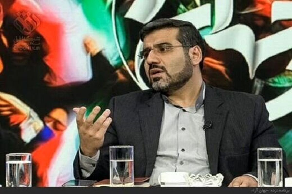 نهادهای امنیتی، مرتب از ما پیگیری میکنند تا فعالیتهای هنری، عادی برگزار شود/ لشکر مجازی با دشنام و تخریب ، مانع فعالیت هنرمندان هستند
