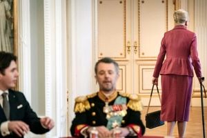 ملکه پیشین دانمارک در دوره بازنشستگی به طراحی لباس و صحنه باله مشغول می‌شود

