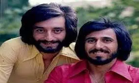 گلایه تند شهرام شب‌‌پره از ابی: بعد ۵۰ سال رفاقت جواب تلفن من را نمی‌دهد/ ویدئو