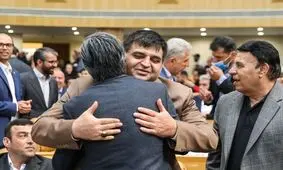 اولین تصاویر از حسین رضازاده پس از یک دوره بیماری

