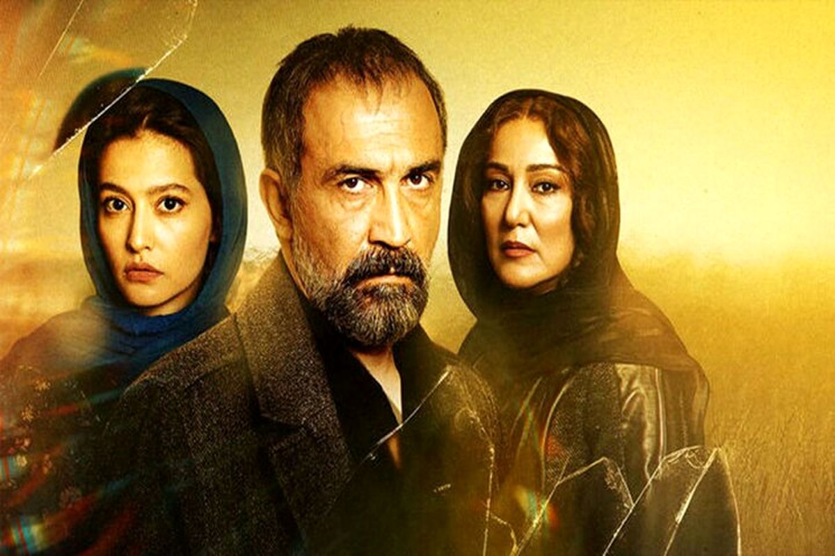 همخوانی مردم با آهنگ معروف «پوست شیر» در مراسم اکران قسمت آخر سریال/ ویدئو