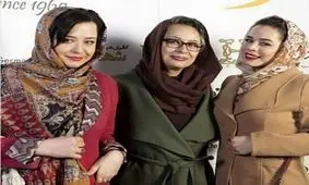 سفر در زمان؛ «آزیتا حاجیان و دخترانش» در کنار «پویا امینی» در پشت‌صحنۀ «دلدادگان» 