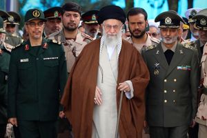 فرعونیان غرق در اعجاز موسی؛ تدابیر رهبری باطل‌السحر نقشه اهریمن

