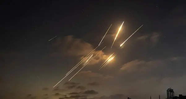 هشتمین روز از پاسخ نظامی ایران به حملات آمریکا و اسرائیل/ انفجارهای شبانه و حملات موشکی در تل‌آویو؛ پهپادها و موشک‌های ایران به اسرائیل رسید/ انفجار در میدان نفتی عربستان