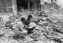 تصاویری متفاوت از جنگ و ثبت پیامدهای انسانی و آثار به‌جامانده از آن