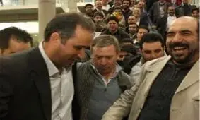 سقوط قهرمان لالیگا روی پله برقی فرودگاه امام!
