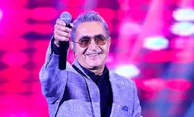 فریدون آسرایی بعد ۲۱ سال آهنگ معروفش را بازخوانی کرد/ ویدئو