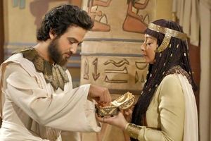 راز پادشاهی ۱۵ ساله «یوسف» در تلویزیون/ دستمزد «زلیخا» چقدر بود؟