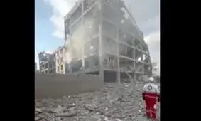 وسعت تخریب حملات هوایی دشمن به مناطق مسکونی محدوده رسالت در تهران/ ویدئو