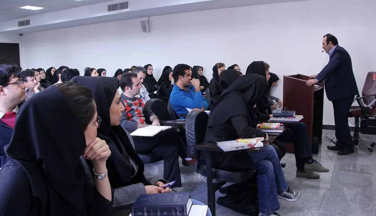وزارت علوم: تمامی امتحانات معوق به شکل حضوری برگزار می‌شود