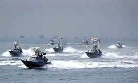  شناور موشک‌اندازی ساخته‌ایم که ۲۱۵ کیلومتر بر ساعت سرعت دارد/ تمام آزمون‌های فنی و تخصصی را هم انجام داده است

