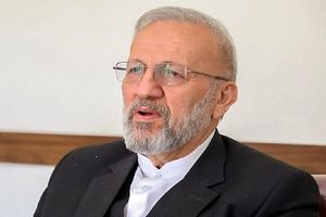 منوچهر متکی: امروز ترامپ گاوی است که شاخ دارد، اما عقل ندارد/ به دلیل بی عقلی اش، سقوط خودش را موجب می شود/ ویدئو