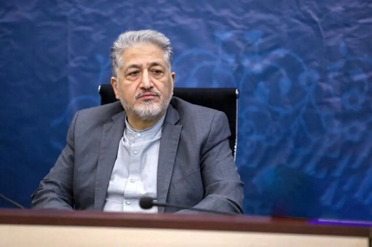 توضیحات رئیس دانشگاه آزاد در مورد افزایش حقوق اساتید و کارمندان