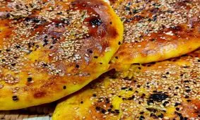 دستور پخت نان فطیر کشمشی
