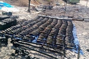ارتش لبنان ۸ کامیون سلاح را از گروه‌های وابسته به سازمان آزادی‌بخش فلسطین، ساف، تحویل گرفت