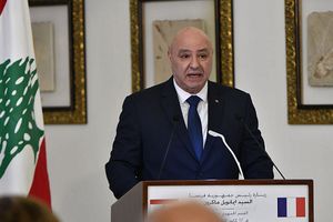 تصمیم انحصار سلاح در دست دولت لبنان قطعی است و بازگشتی در آن نیست/ عادی‌سازی روابط با اسرائیل در دستور کار سیاست خارجی کنونی نیست