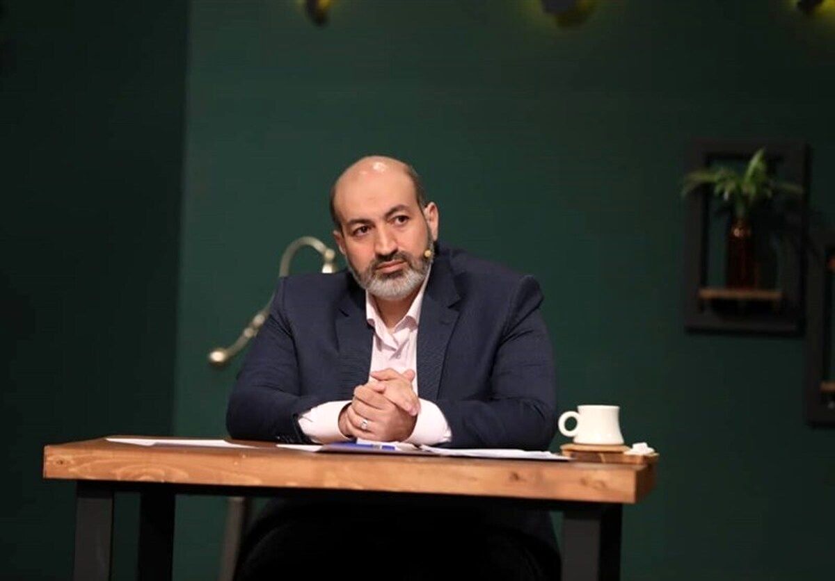 معاون سیاسی دفتر رئیسجمهور: آیتالله رئیسی حتی حقوقشان را هم نمیگرفتند/ ویدئو