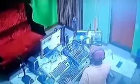 مجری را در برنامه پخش مستقیم به قتل رساندند/ ویدئو