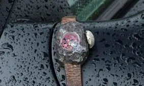 این ساعت یک میلیون دلاری از شهاب‌سنگ ساخته شده است

