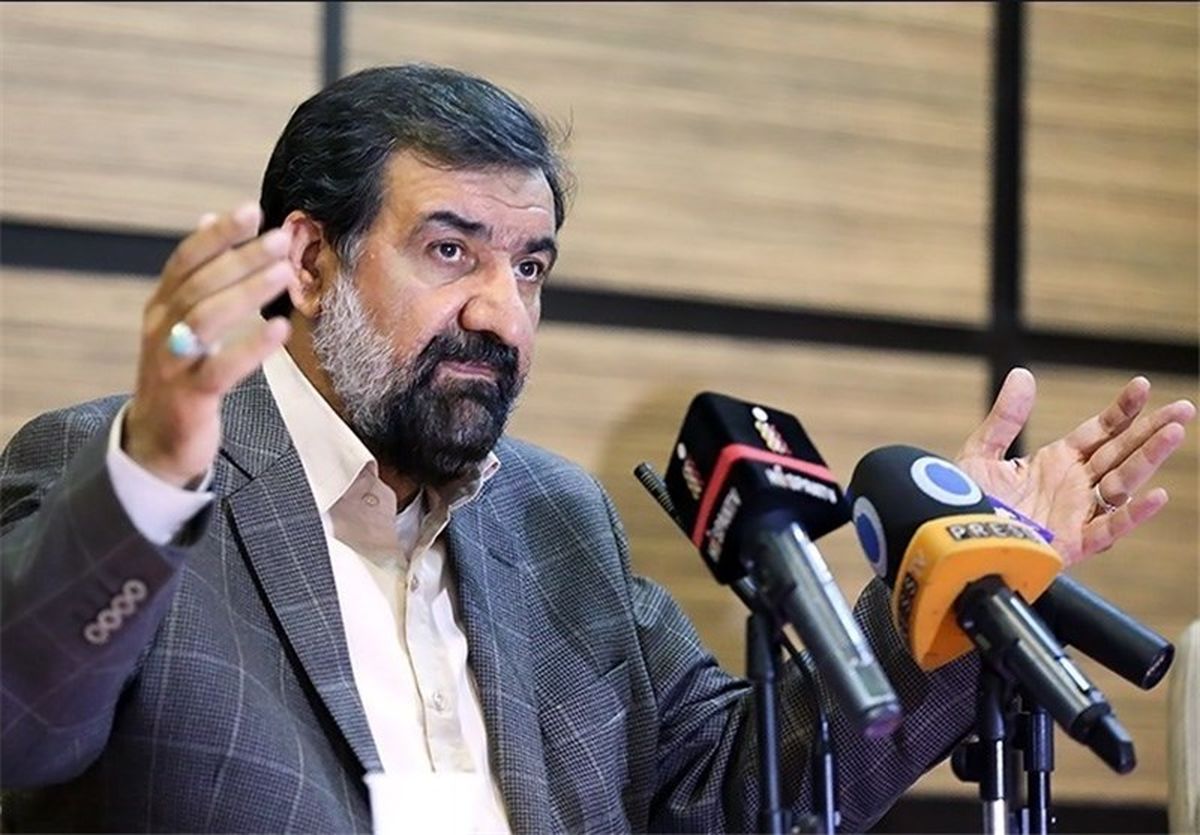 محسن رضایی و صولت مرتضوی از کمیسیون اقتصادی دولت خارج شدند

