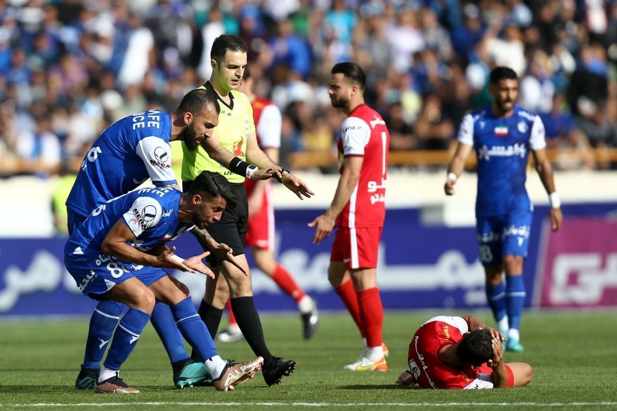 جنگ پرسپولیس و استقلال به بیانیهنویسی کشیده شد