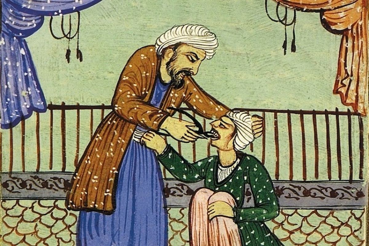 دندانکشی و دندانپزشکی در تاریخ ایران؛ از دلاکها تا دستور رضاشاه