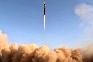 گزارش «رویترز» از «قابلیت های تاکتیکی و راهبردی» موشک خرمشهر ۴