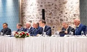 پایان مذاکرات هیئت‌های روسیه و اوکراین در استانبول

