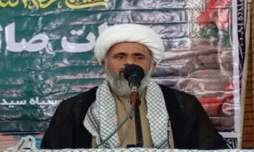 امام جمعه هرمز: تنگه هرمز گورستان سربازان آمریکایی خواهد بود