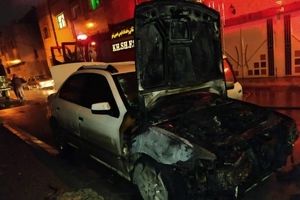 آتش گرفتن خودروی سمند در خمینی شهر