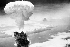 جنگ دو کره؛ چگونه آمریکا به فکر پرتاب بمب اتم روی کره شمالی افتاد؟