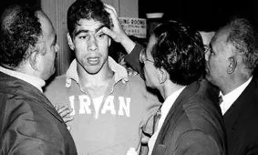  سفر در تاریخ؛ «شهلا توکلی در مراسم تشییع همسرش غلامرضا تختی»؛ سال 46