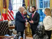 تعجب مجری بی‌بی‌سی از مواجهه آمریکا با الجولانی/ این یعنی عملگرایی در سیاست و نداشتن دوست و دشمن دائمی/ سنگ واقعیت ها، خیلی وقتها سخت تر از سر سیاستمداران است/ ویدئو

